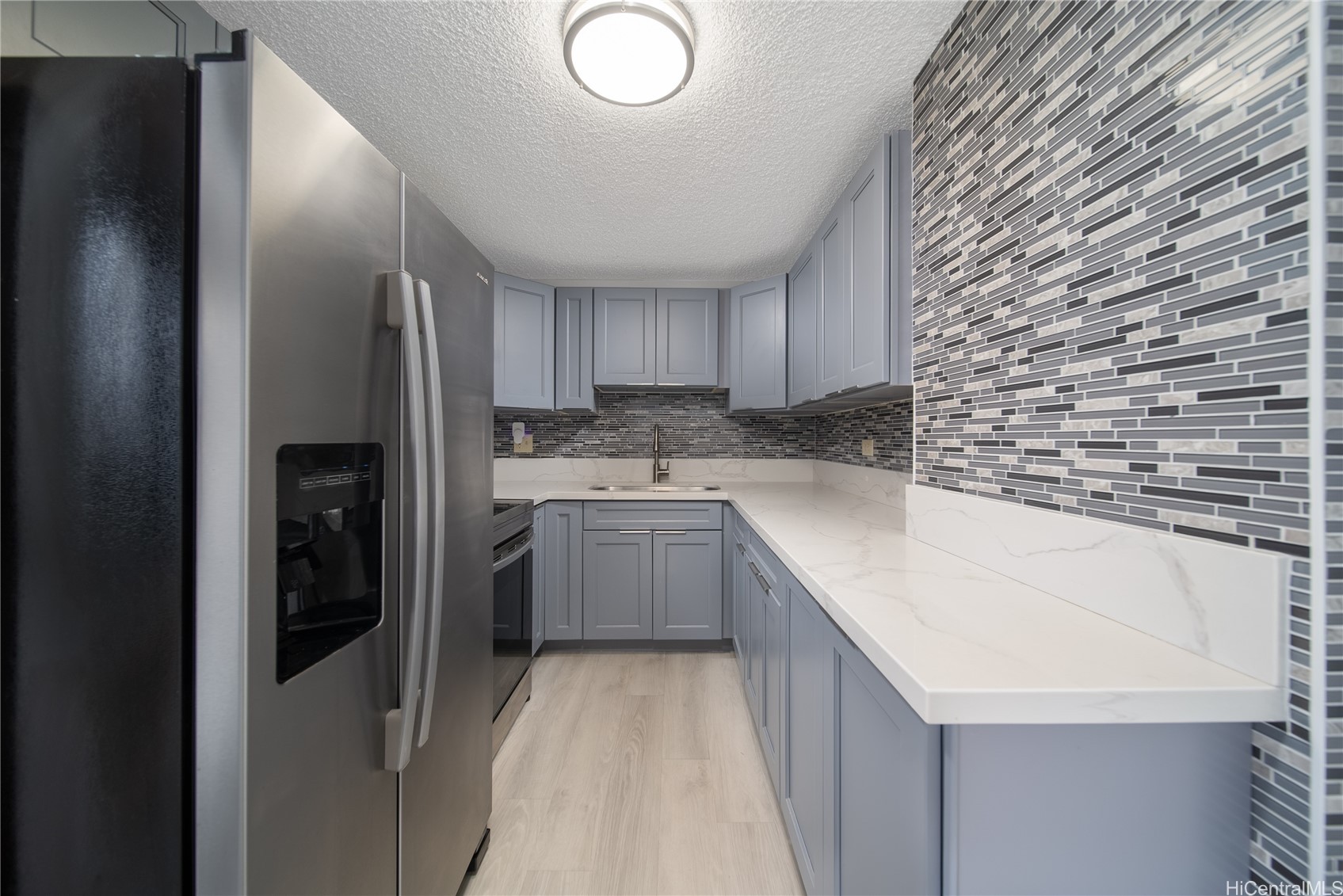 502 Captain Cook Avenue 201
