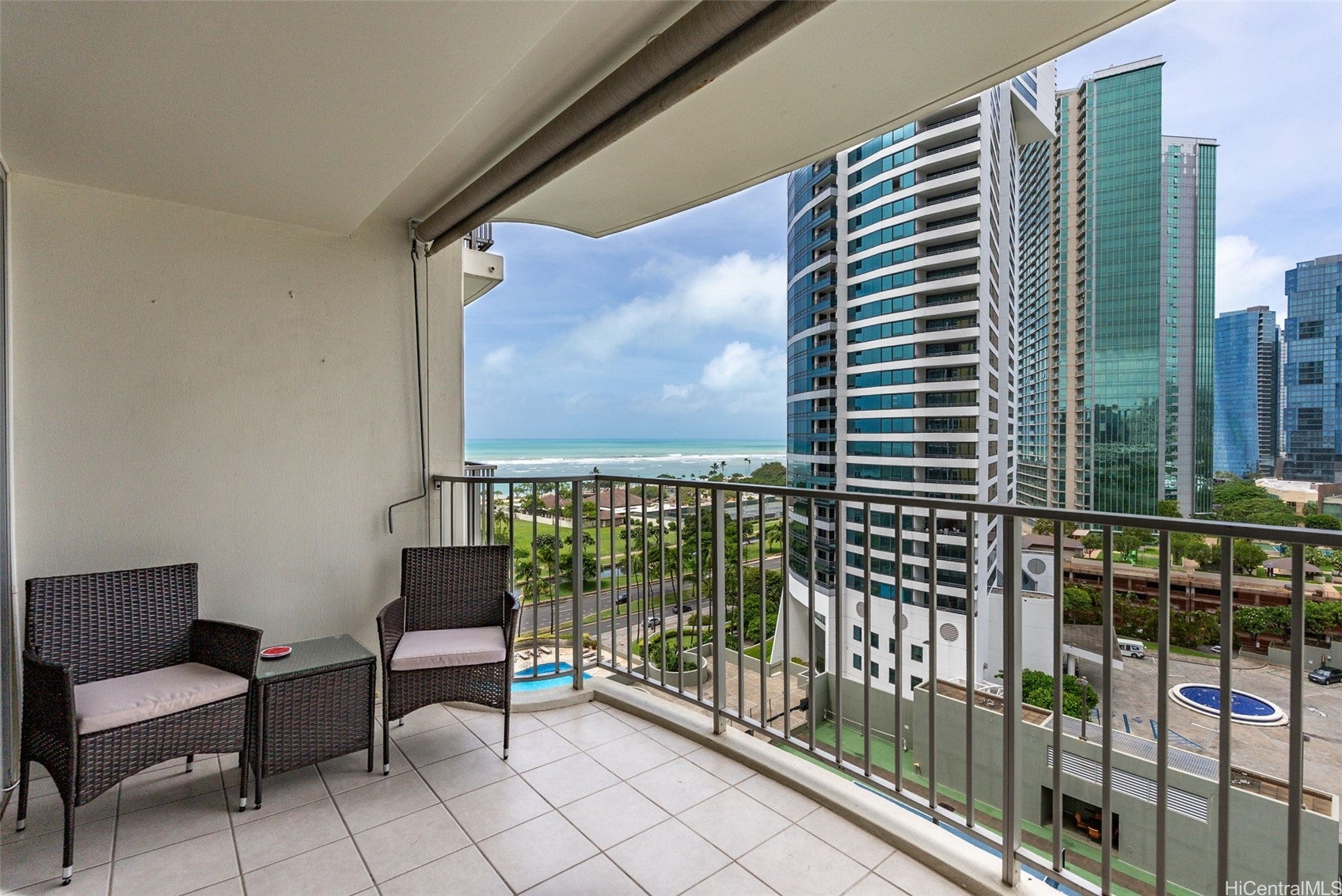 1350 Ala Moana Boulevard 1411