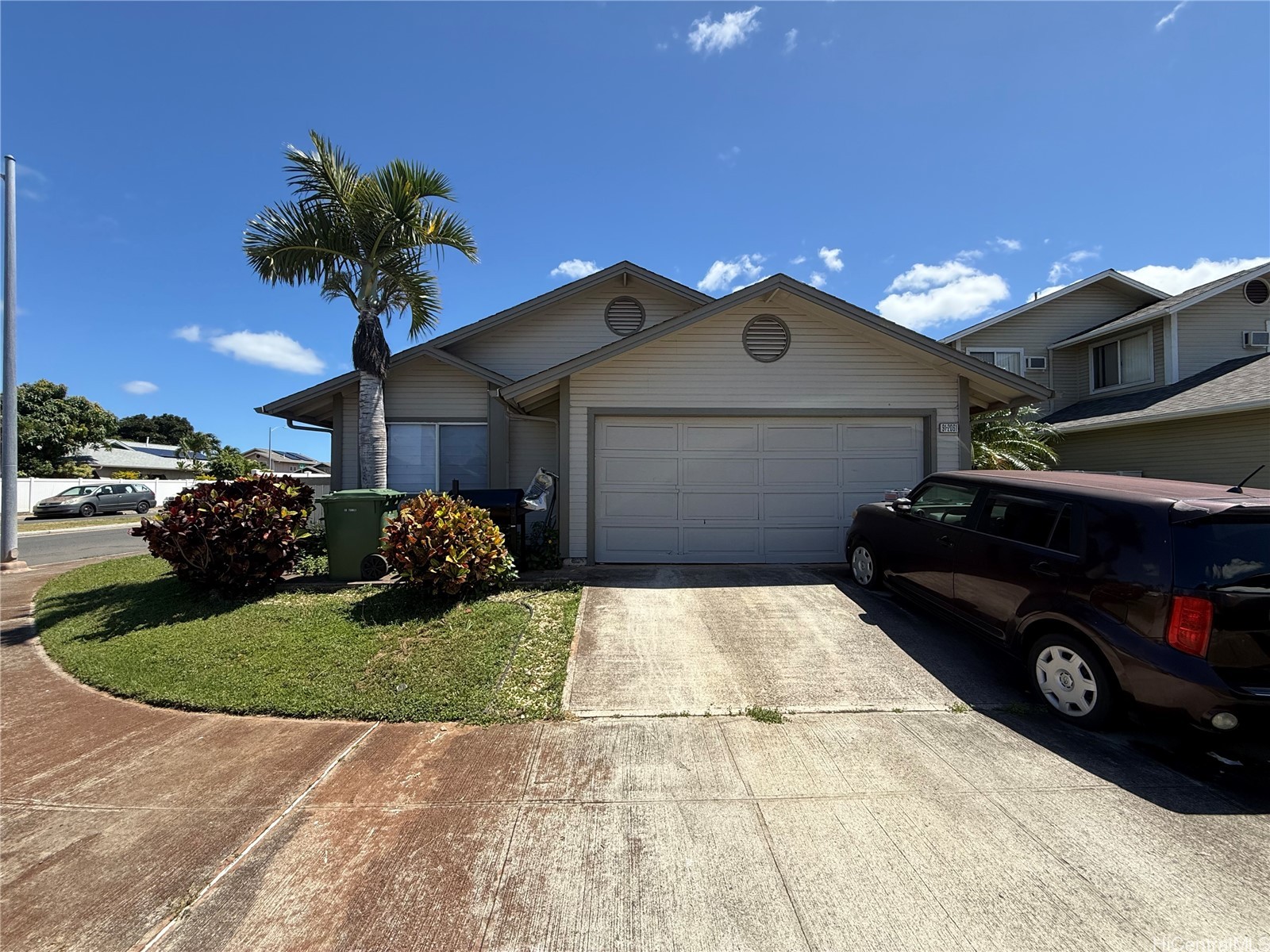 91-2061 Laakona Place