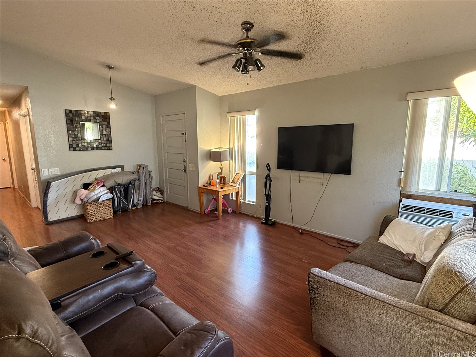 91-2061 Laakona Place