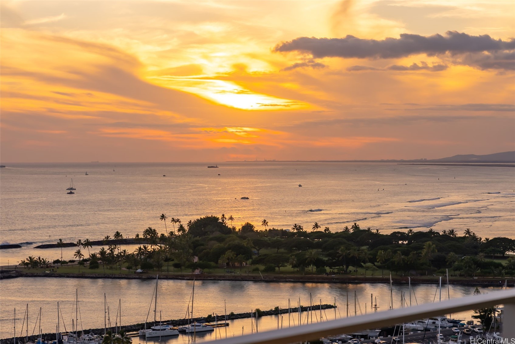 1777 Ala Moana Boulevard 1610