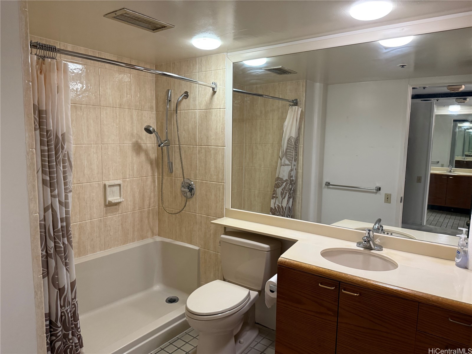 Honolulu Tower Condominium