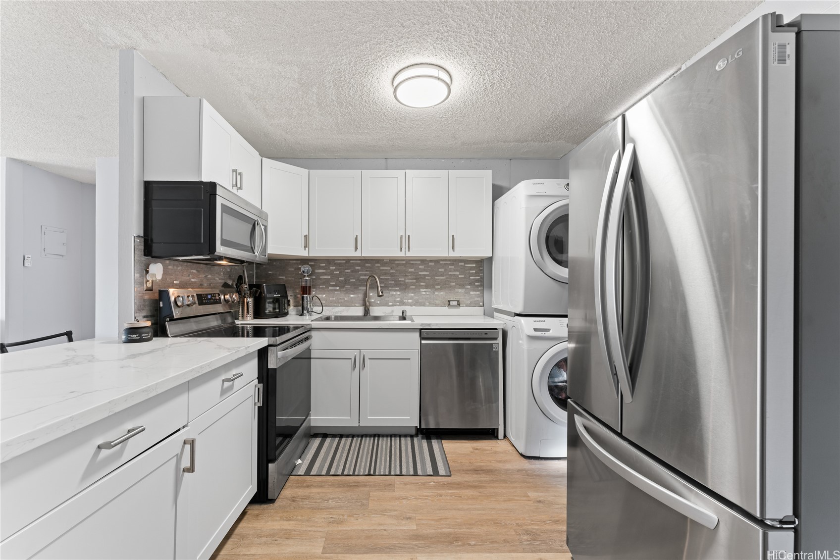 95-2035 Waikalani Place B303
