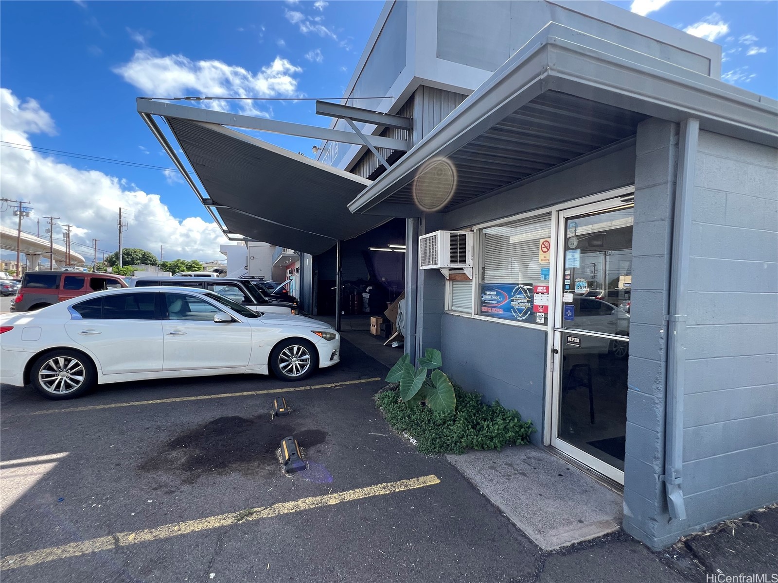 94-875 Farrington Highway