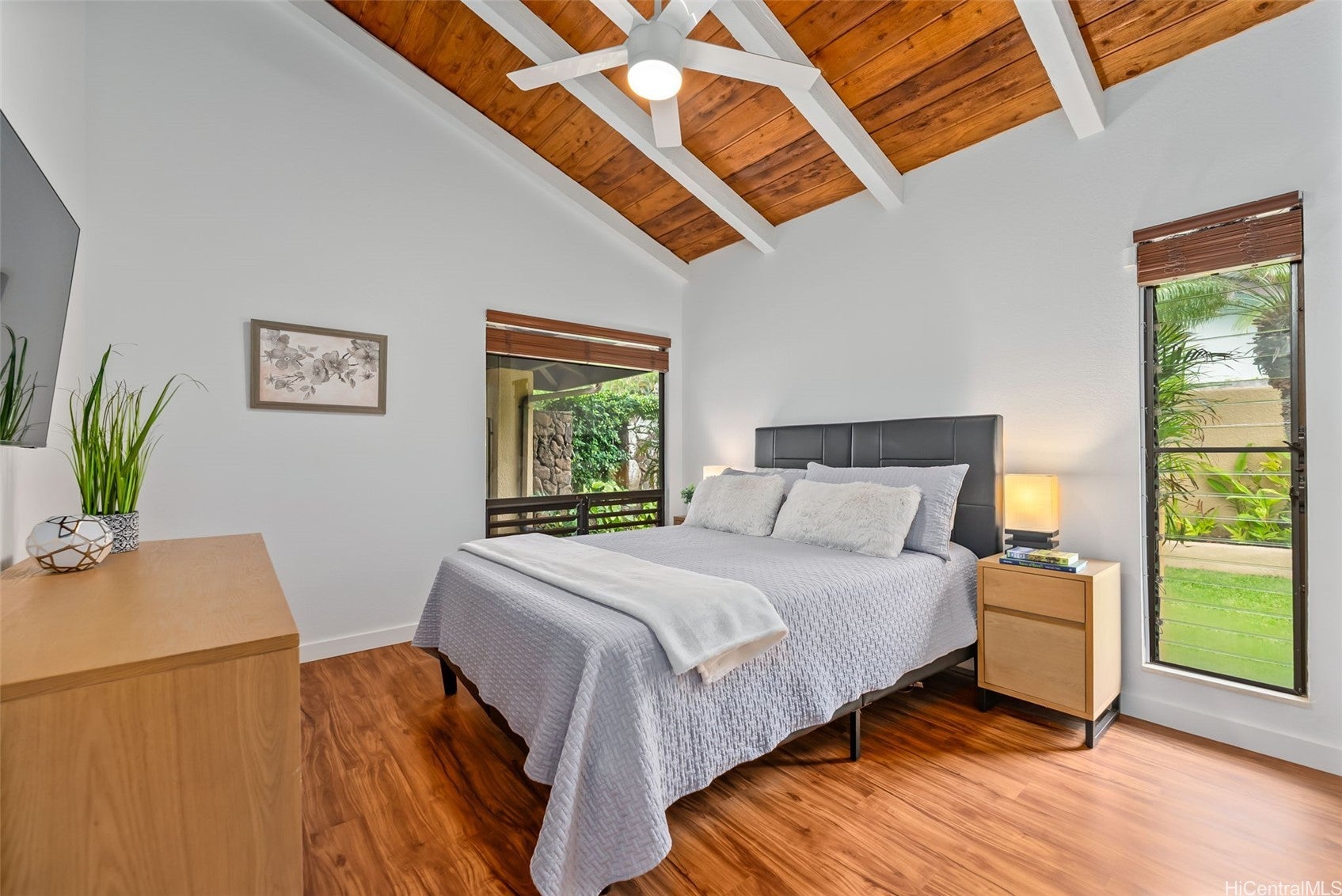 Honolulu, Hawaii, 96825, United States, 3 Bedrooms Bedrooms, ,2 BathroomsBathrooms,Residential,Active,2035648
