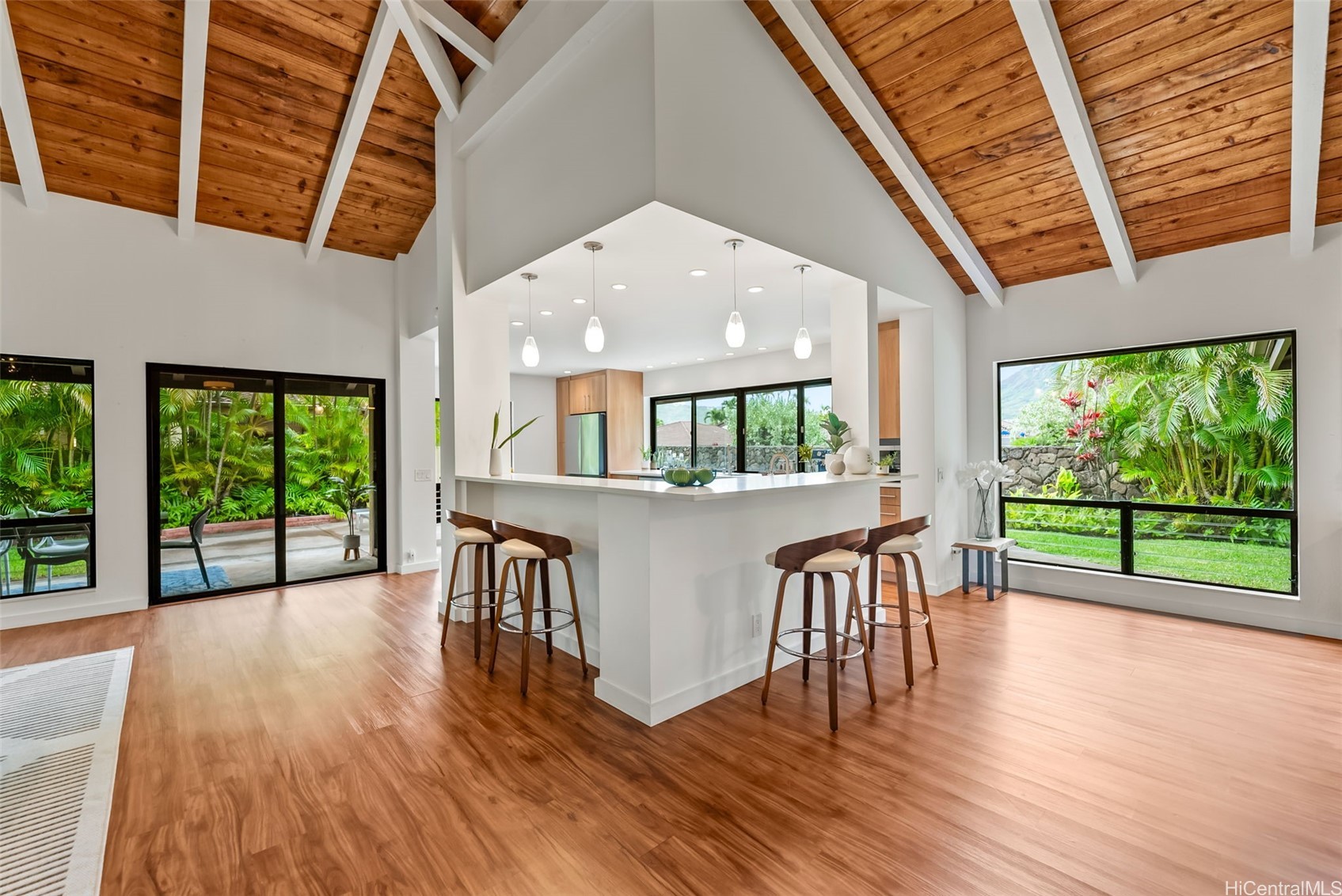 Honolulu, Hawaii, 96825, United States, 3 Bedrooms Bedrooms, ,2 BathroomsBathrooms,Residential,Active,2035648