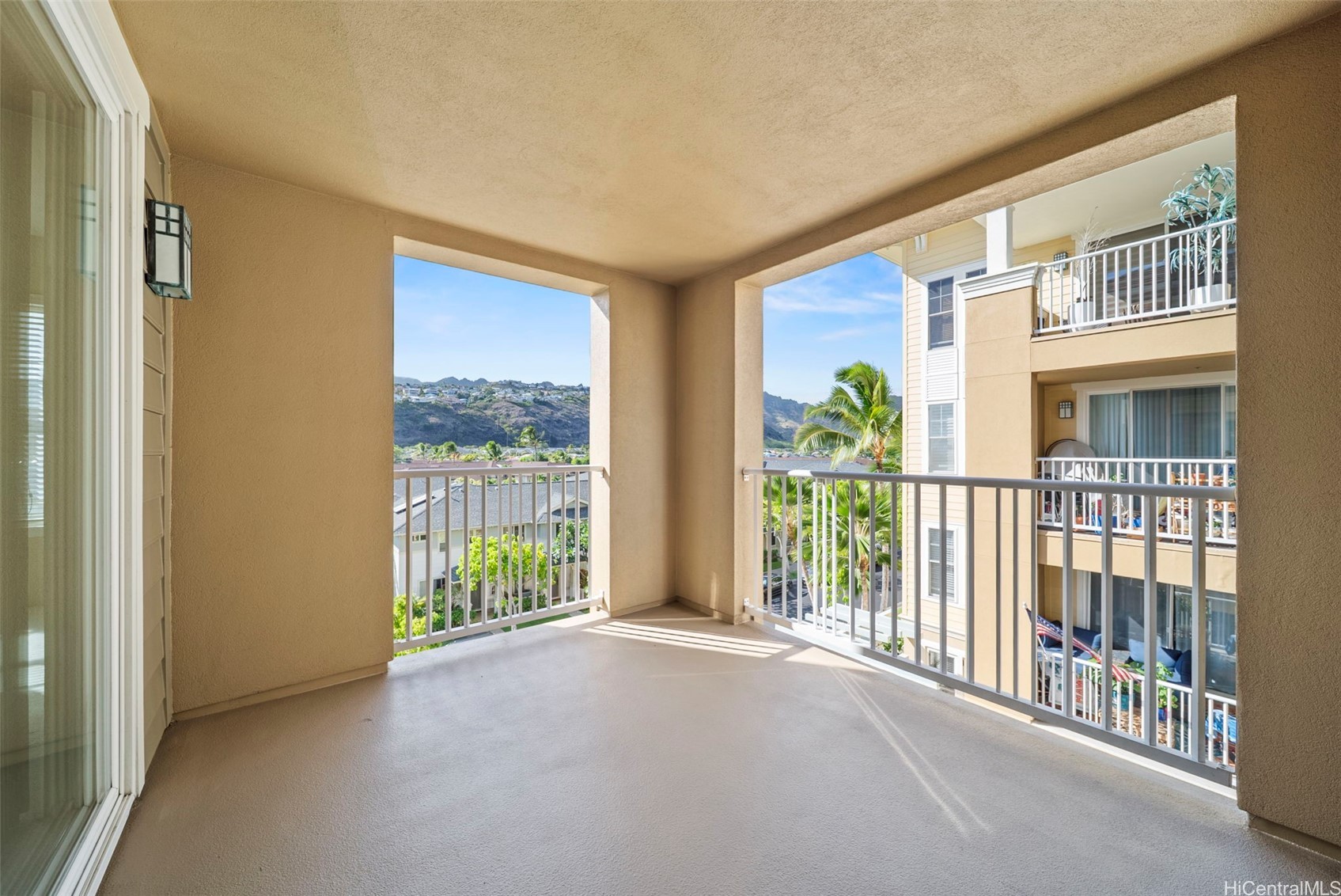 Colony At The Peninsula Condominium