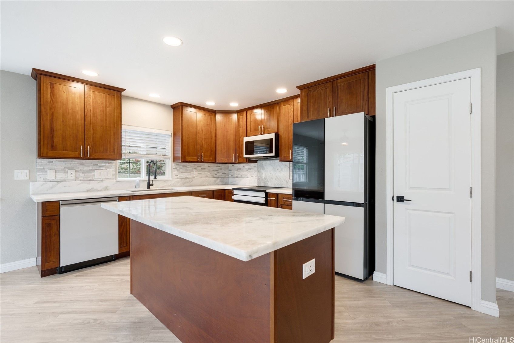 85-567 Waianae Valley Road