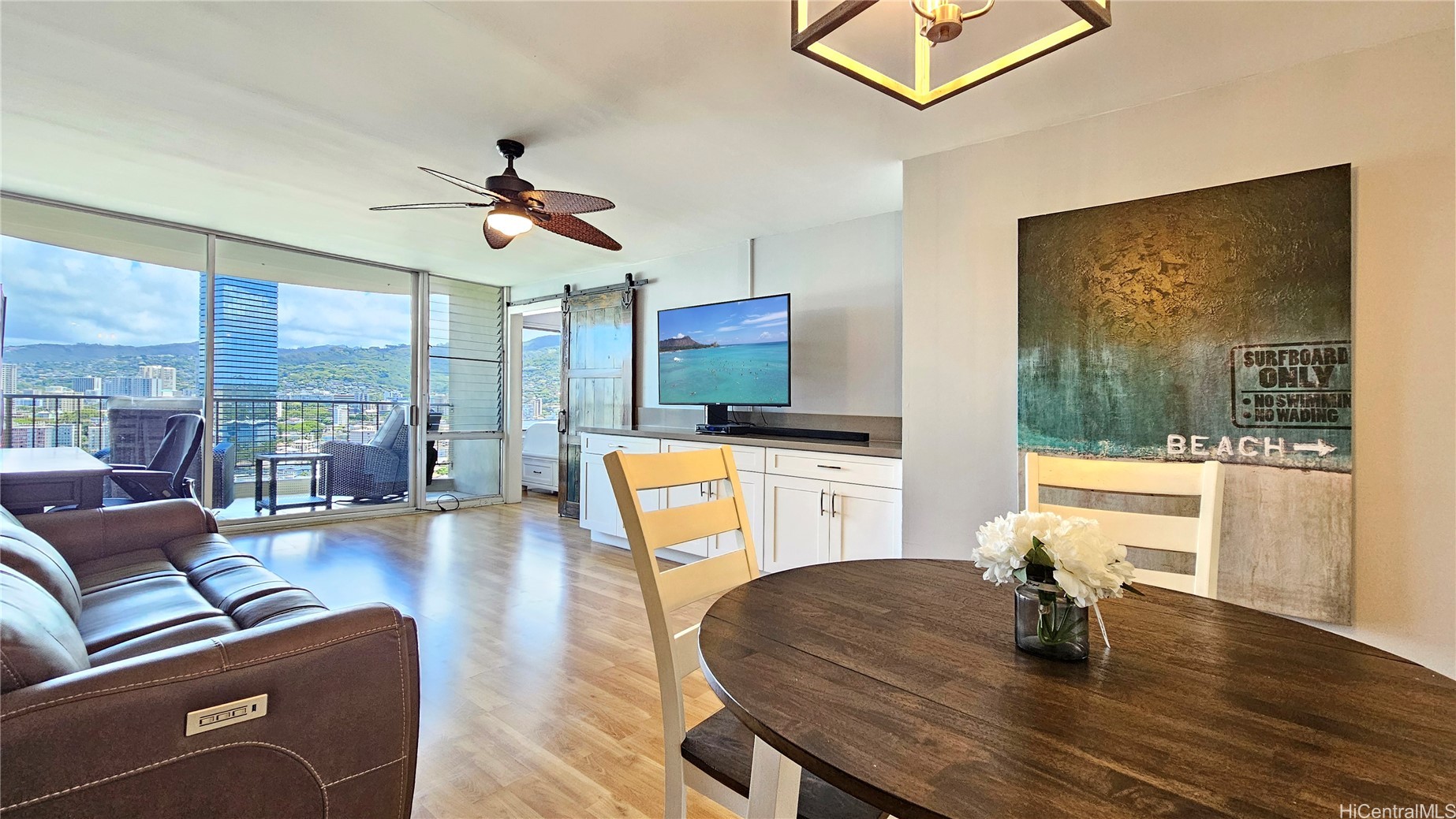 1717 Ala Wai Boulevard 2002