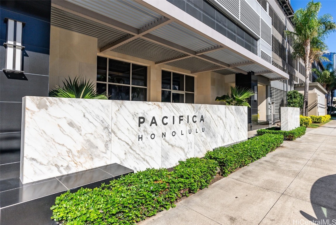 Pacifica Honolulu Condominium