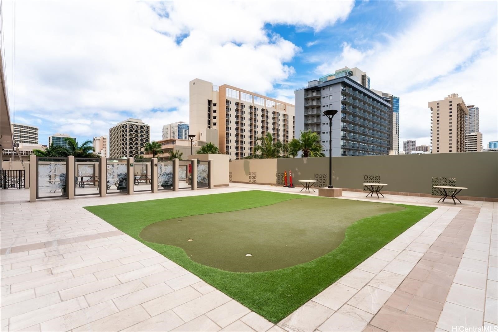 2240 Kuhio Avenue 2708