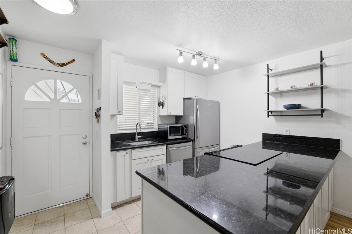 94-646 Lumiaina Street AA102