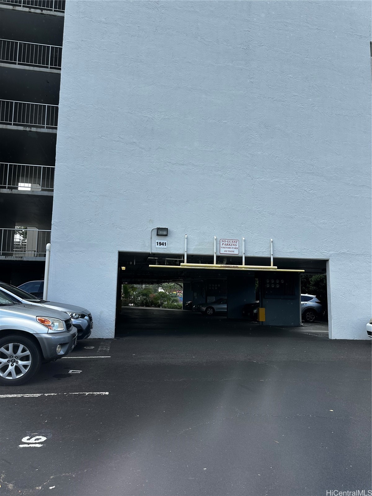 1941 Church Lane 806