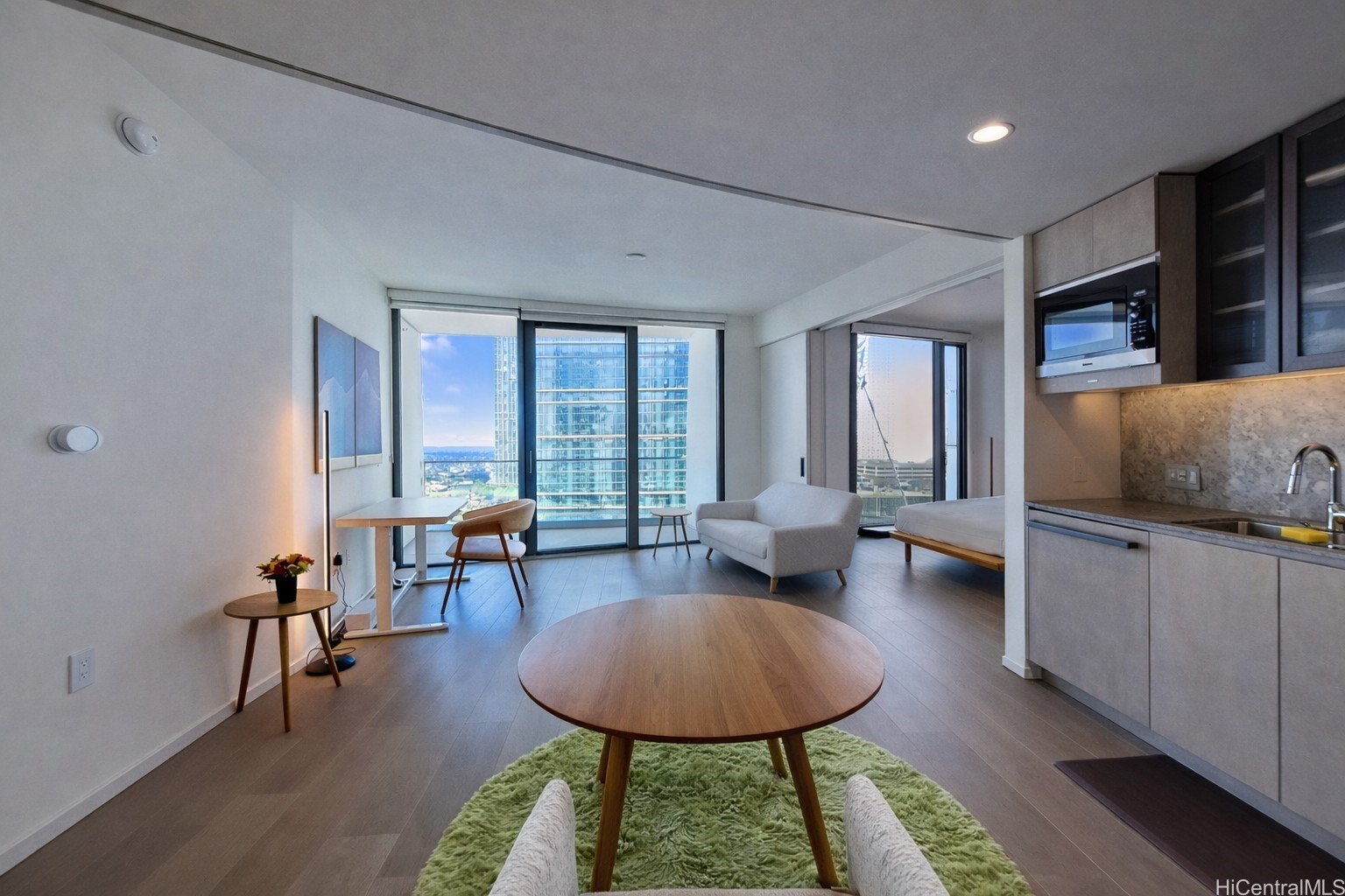 1000 Auahi Street 1303