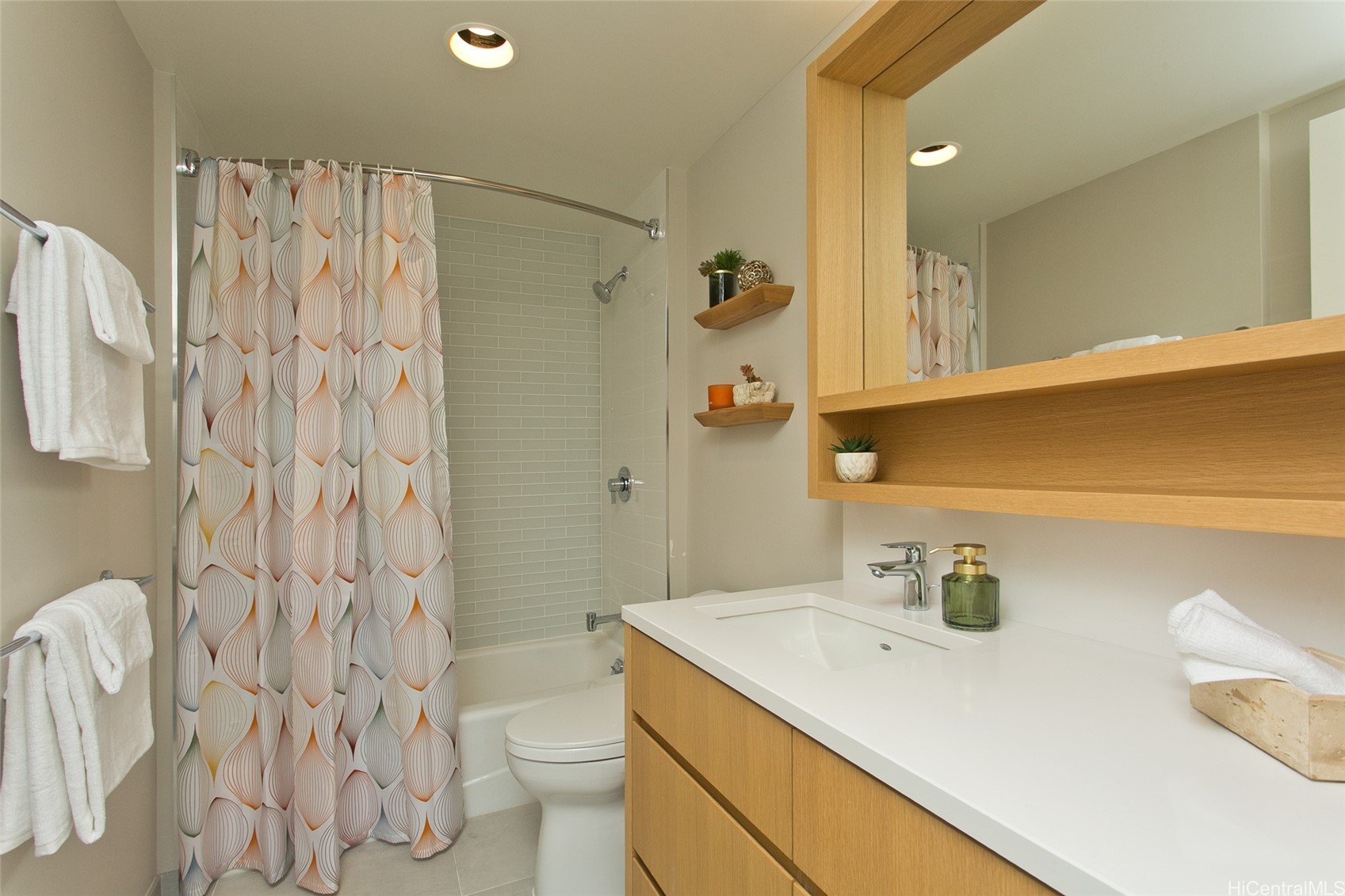 1388 Kapiolani Boulevard 1810
