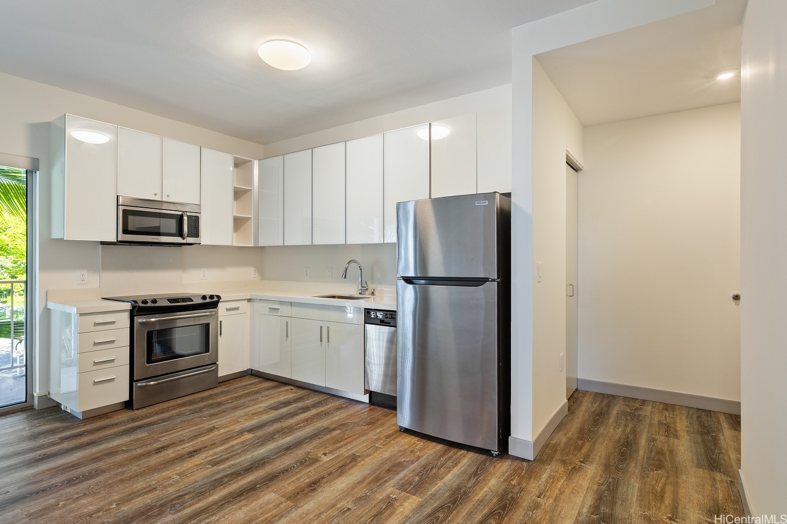 610 Ala Moana Boulevard M201