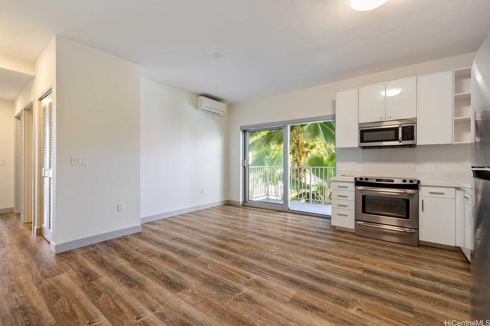 610 Ala Moana Boulevard M201