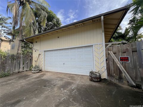 Photo of 68-046 Apuhihi Street #B, Waialua, HI 96791 (MLS # 202518213)