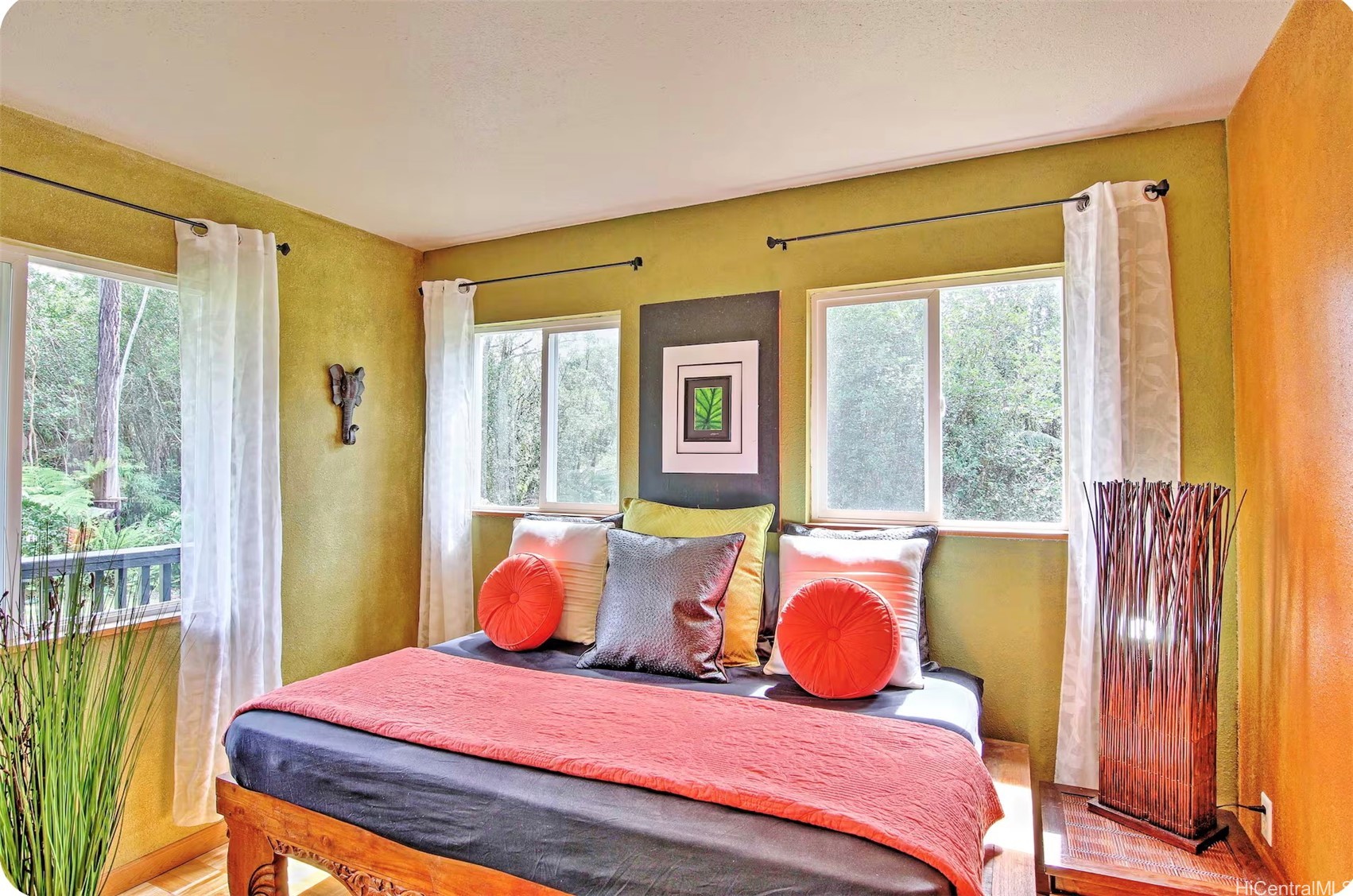 18-4011 Makuahine Road