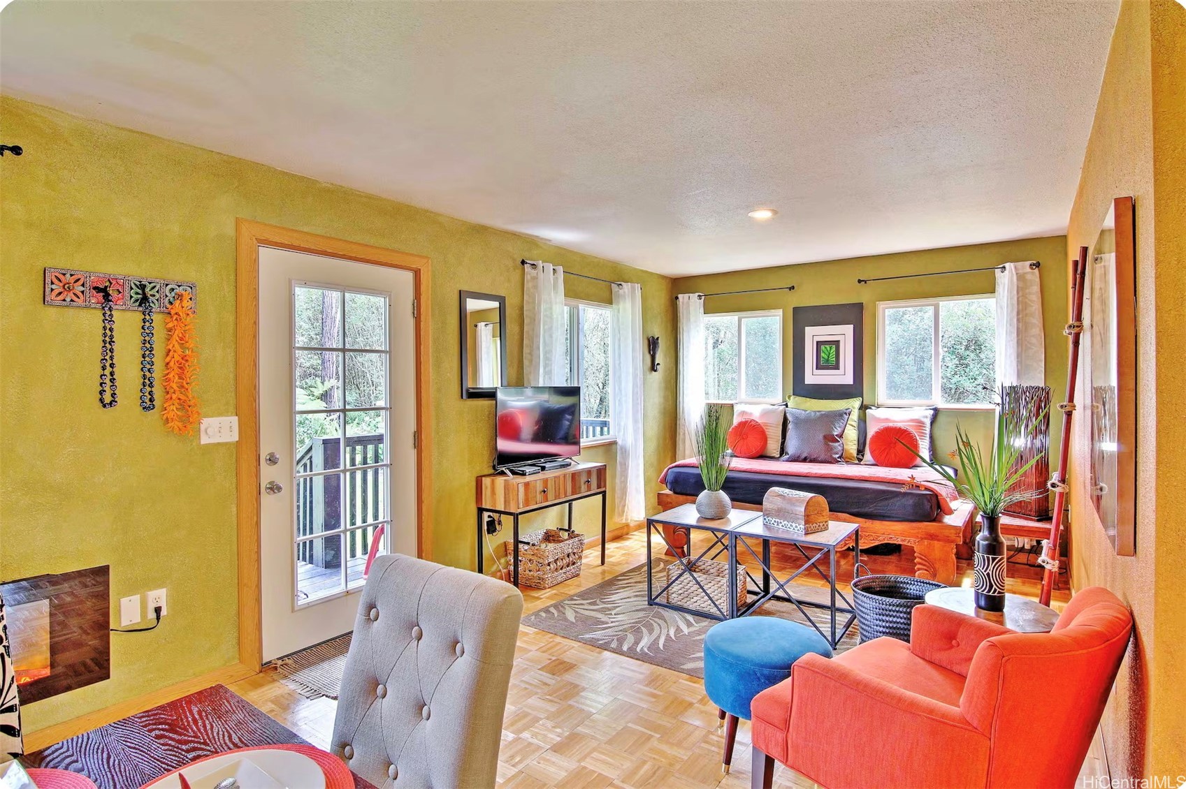 18-4011 Makuahine Road