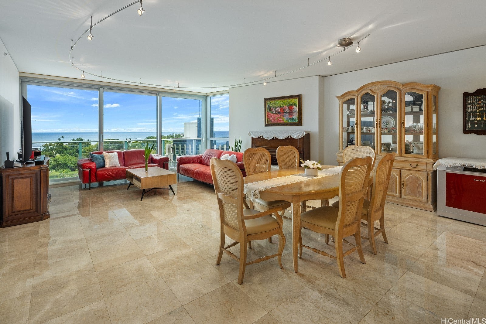 1288 Ala Moana Boulevard 8B