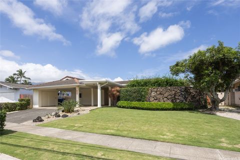 Photo of 626 Papalani Street, Kailua, HI 96734 (MLS # 202601541)