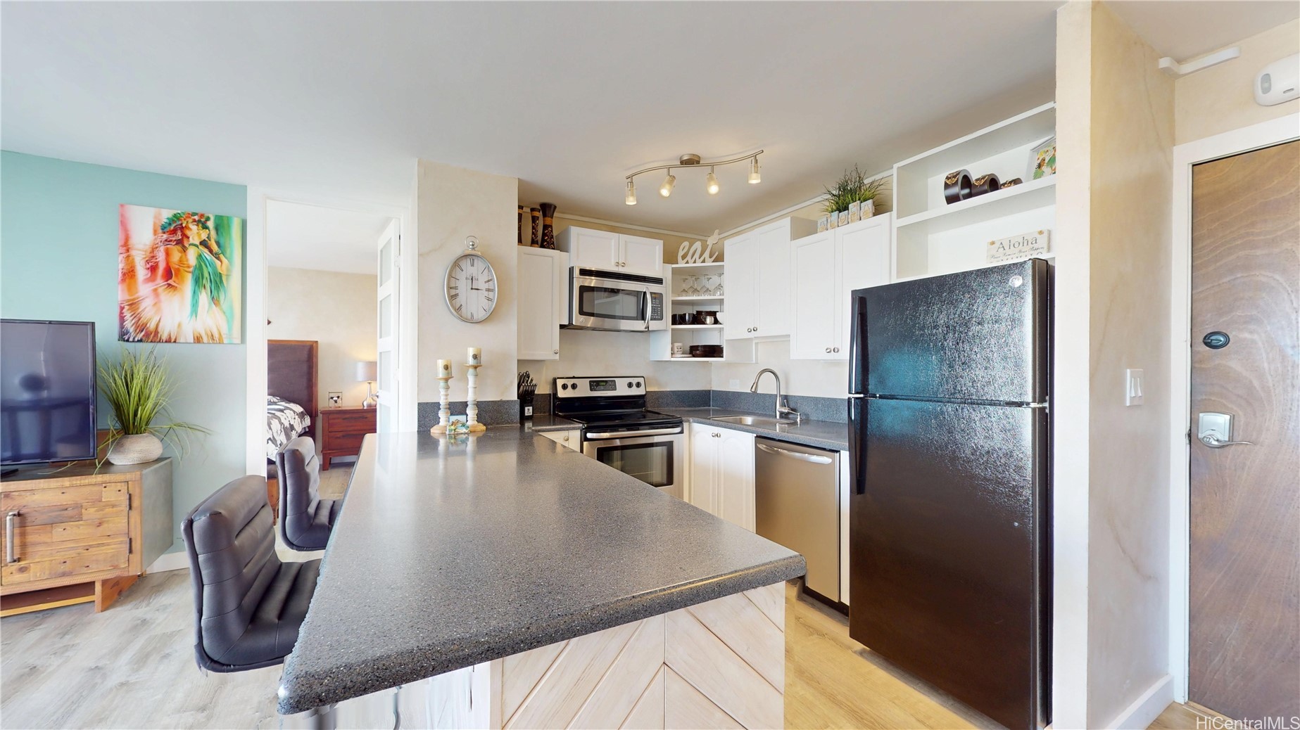 1925 Kalakaua Avenue 807