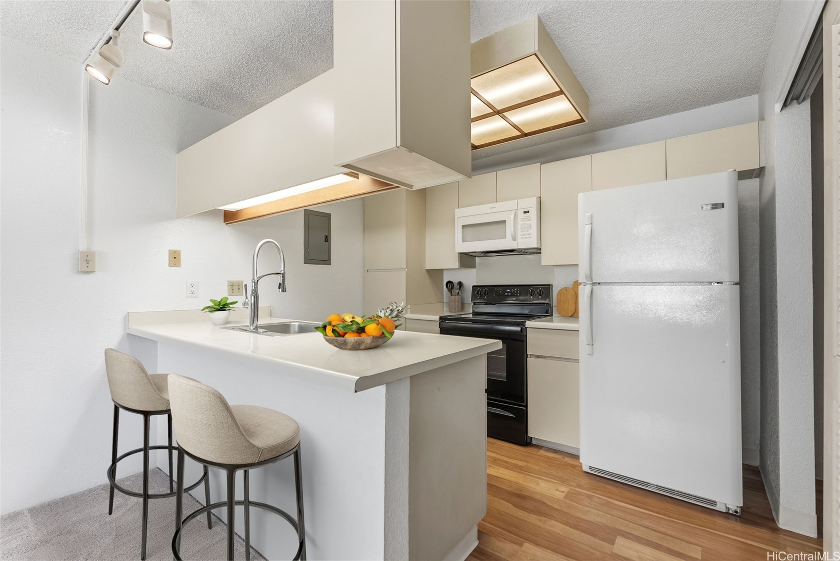 94-1004 Kaukahi Place K11