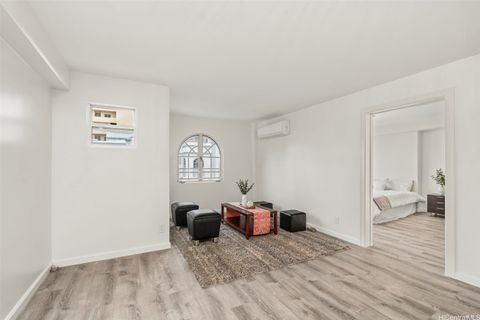1433 Kewalo Street PH12 Honolulu HI 96822