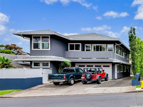 Photo of 2134 Kanealii Avenue, Honolulu, HI 96813 (MLS # 202608473)