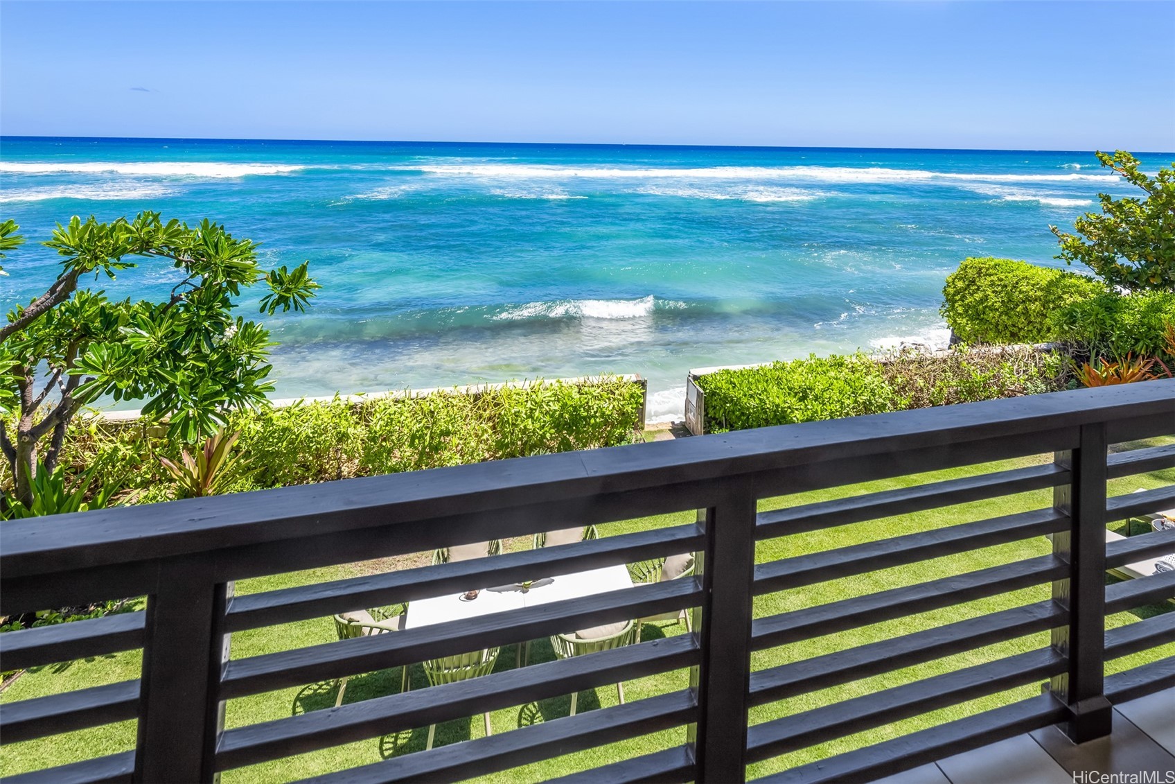 3735 Diamond Head Road