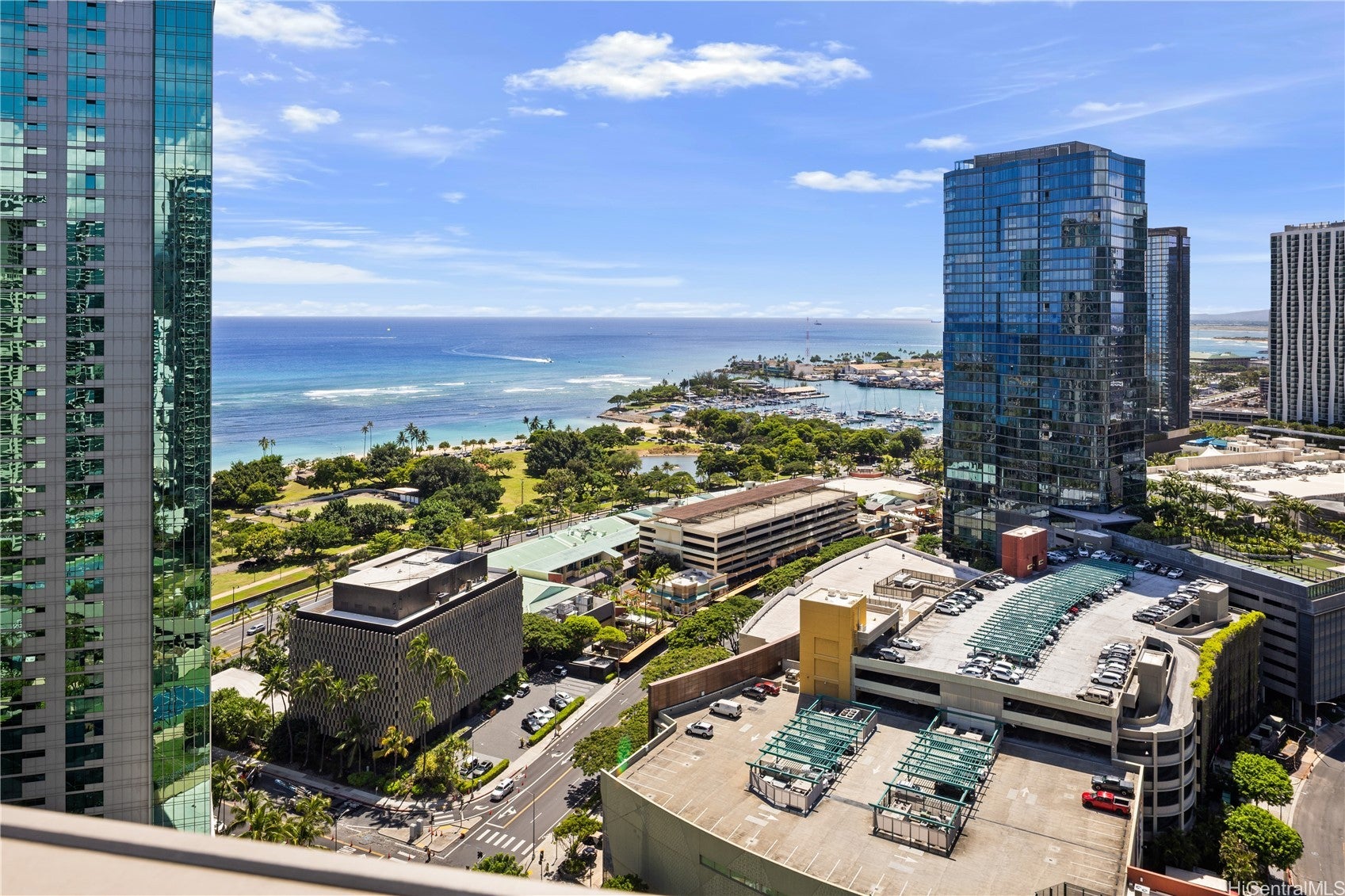 1177 Queen Street 3205