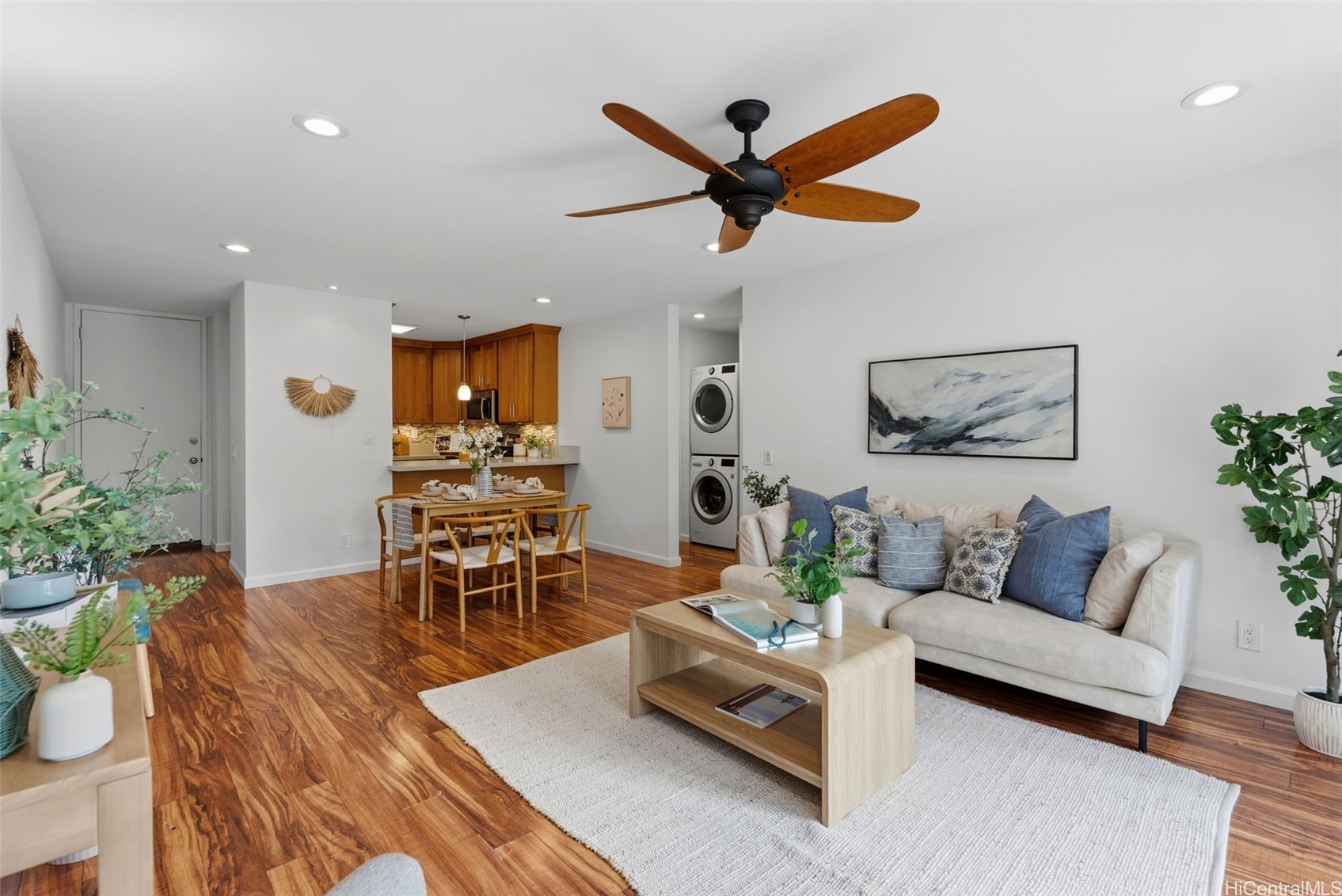 1015 Aoloa Place 217