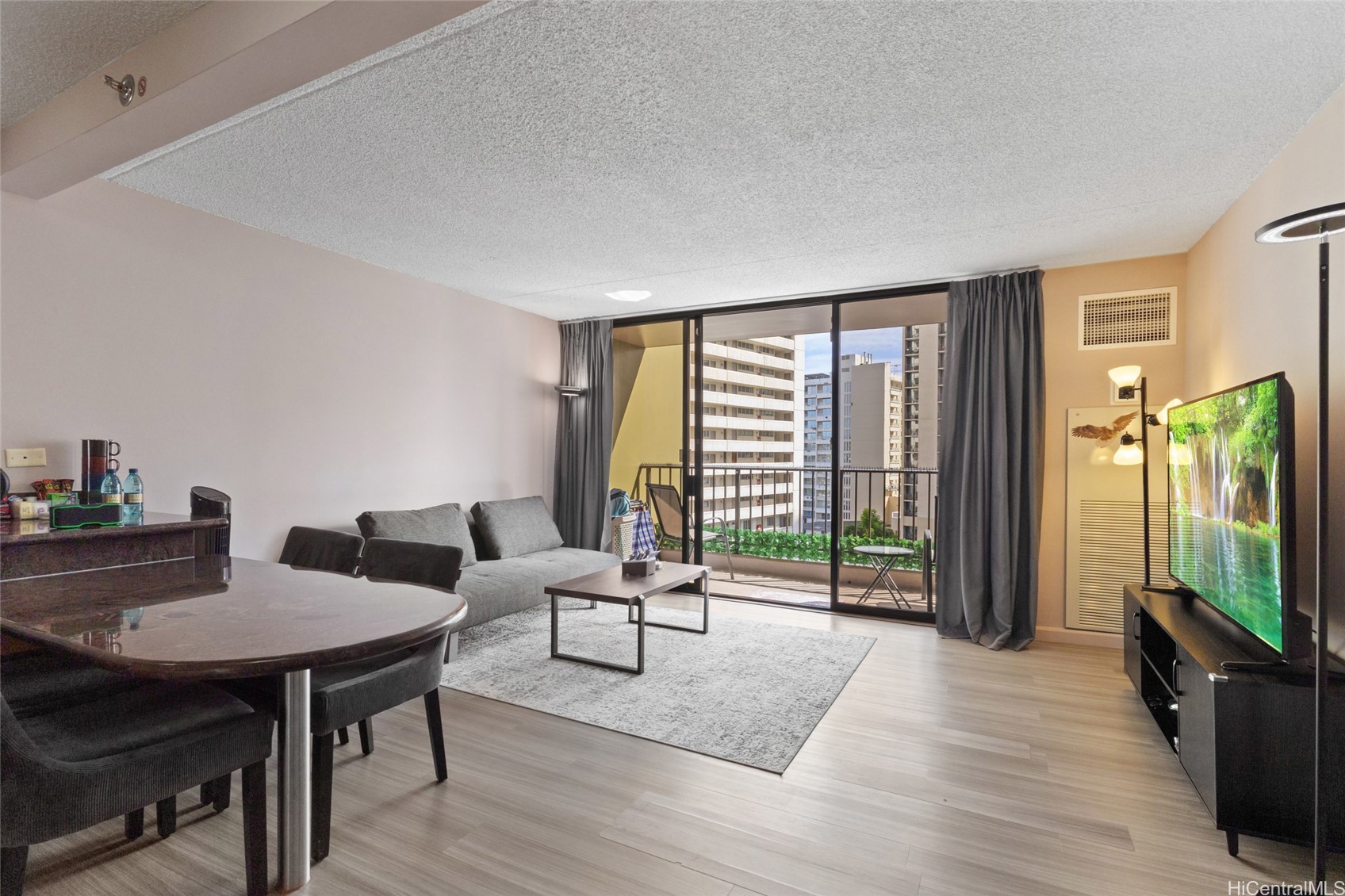 229 Paoakalani Avenue 902 (NUC)