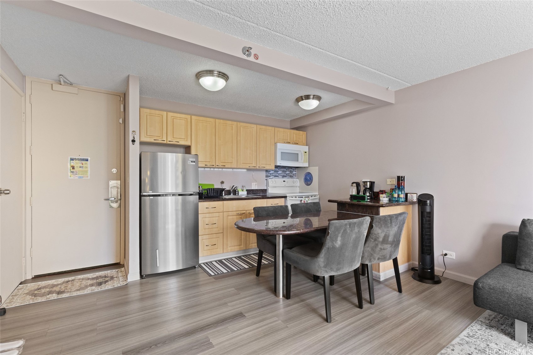229 Paoakalani Avenue 902 (NUC)