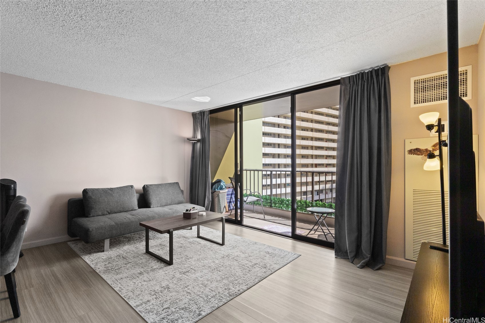 229 Paoakalani Avenue 902 (NUC)