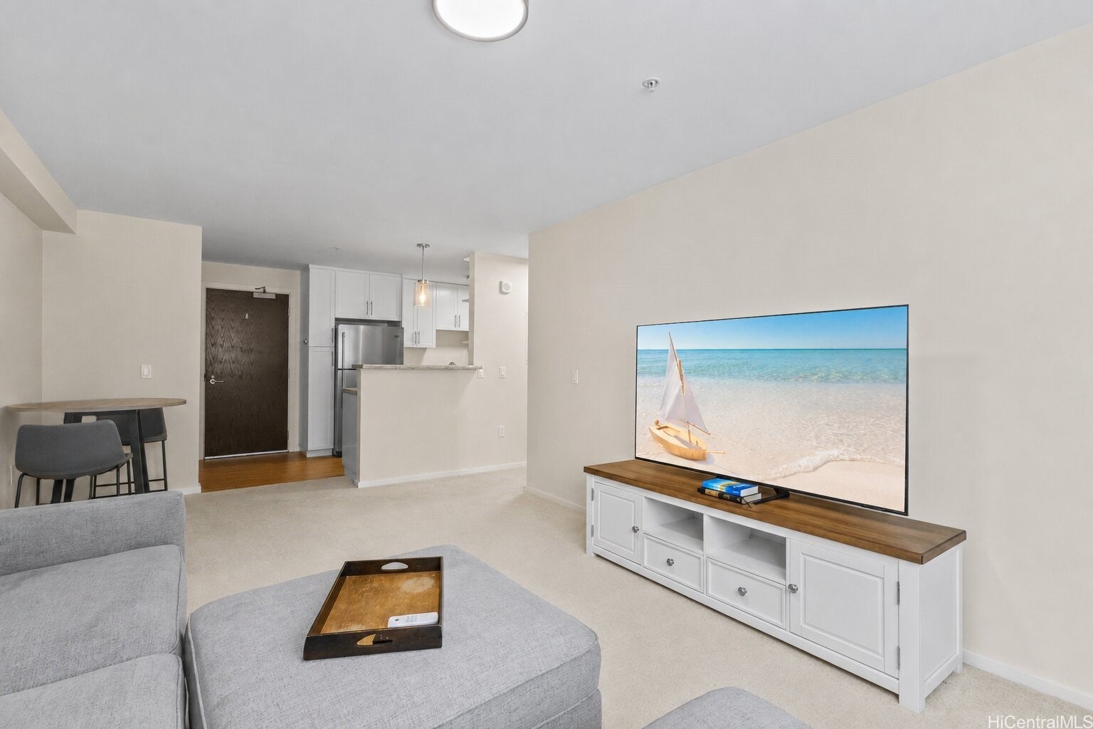 1800 Kaioo Drive C303