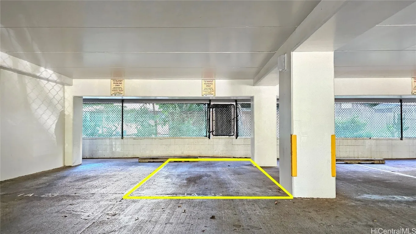 Honolulu, Hawaii 96815, United States, 2 Bedrooms Bedrooms, ,2 BathroomsBathrooms,Residential,Active,15632