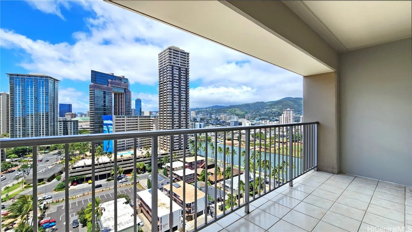 Honolulu, Hawaii 96815, United States, 2 Bedrooms Bedrooms, ,2 BathroomsBathrooms,Residential,Active,15632