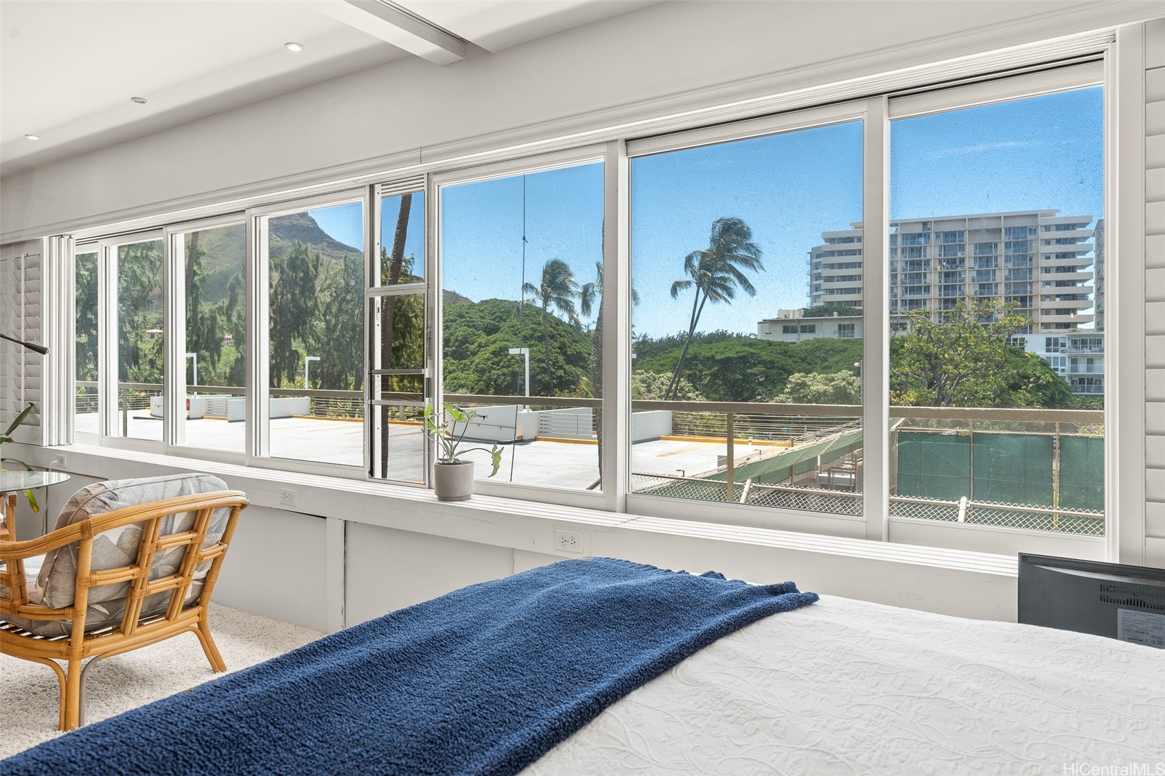 2895 Kalakaua Avenue 309