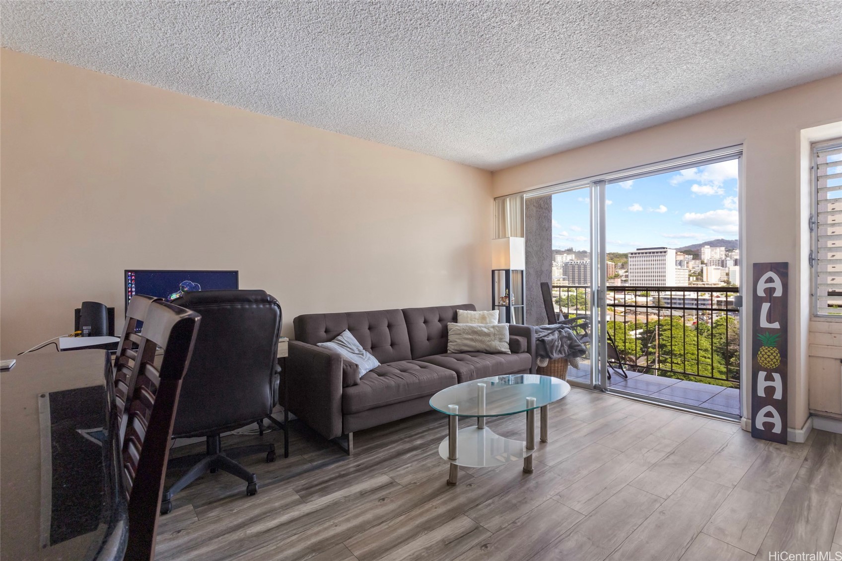 725 Piikoi Street 803