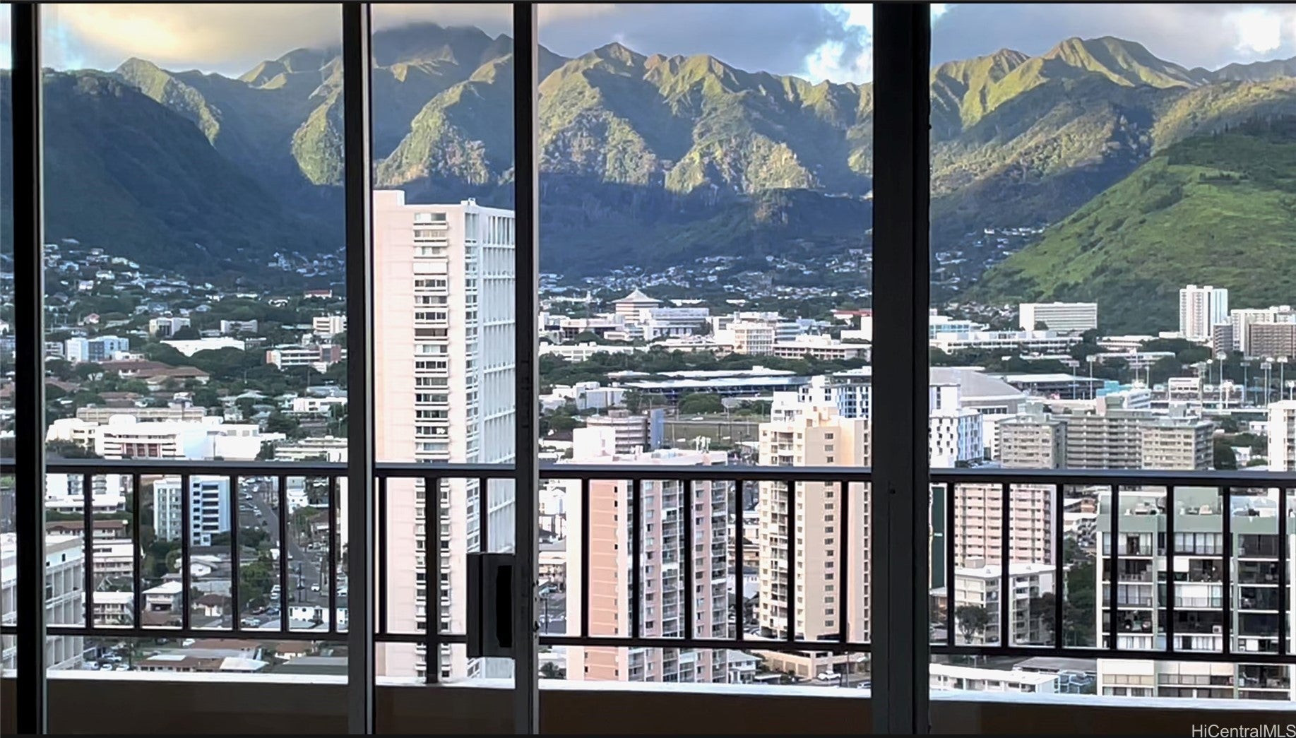 2121 Ala Wai Boulevard 3605