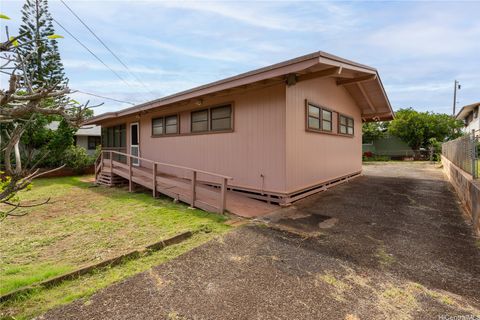 1310 Hoowali Street Pearl City HI 96782