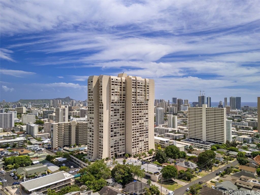 Mott-smith Laniloa Condominium