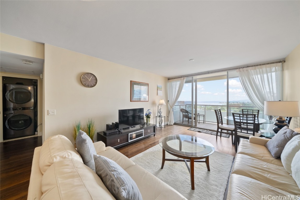 1551 Ala Wai Boulevard 1802