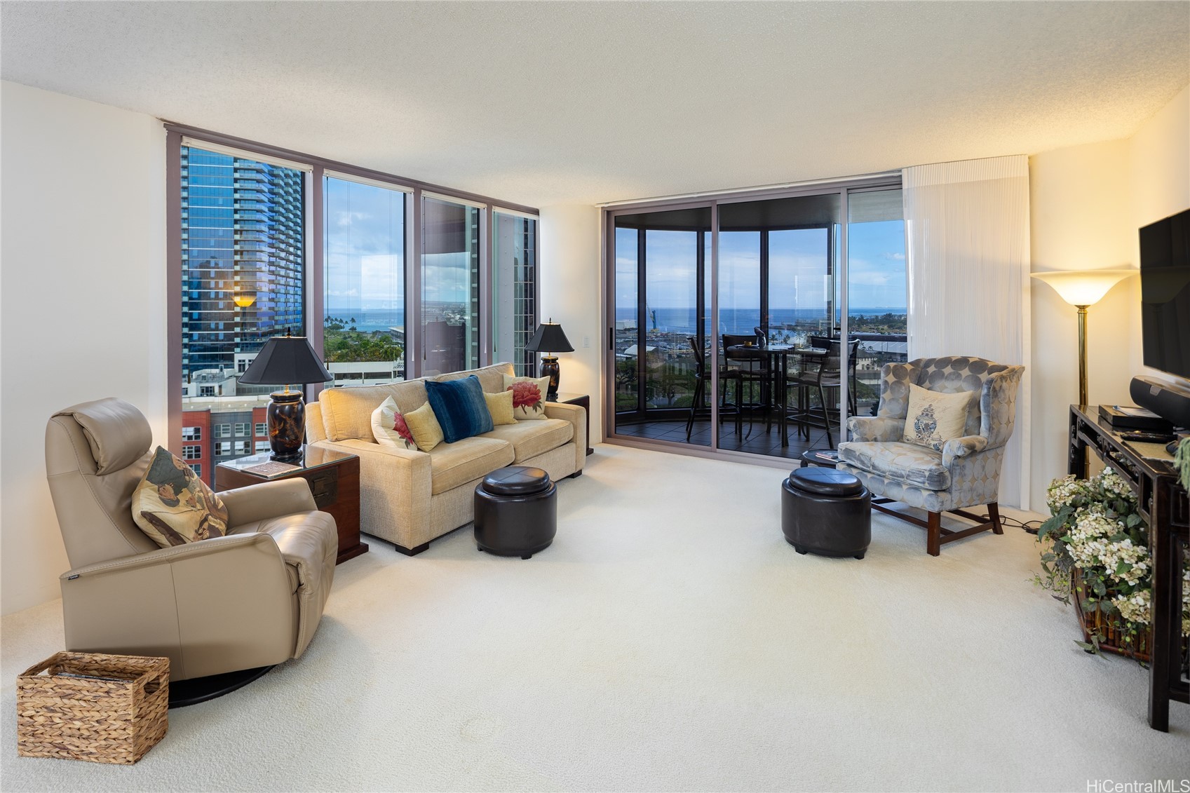 425 South Street 1401
