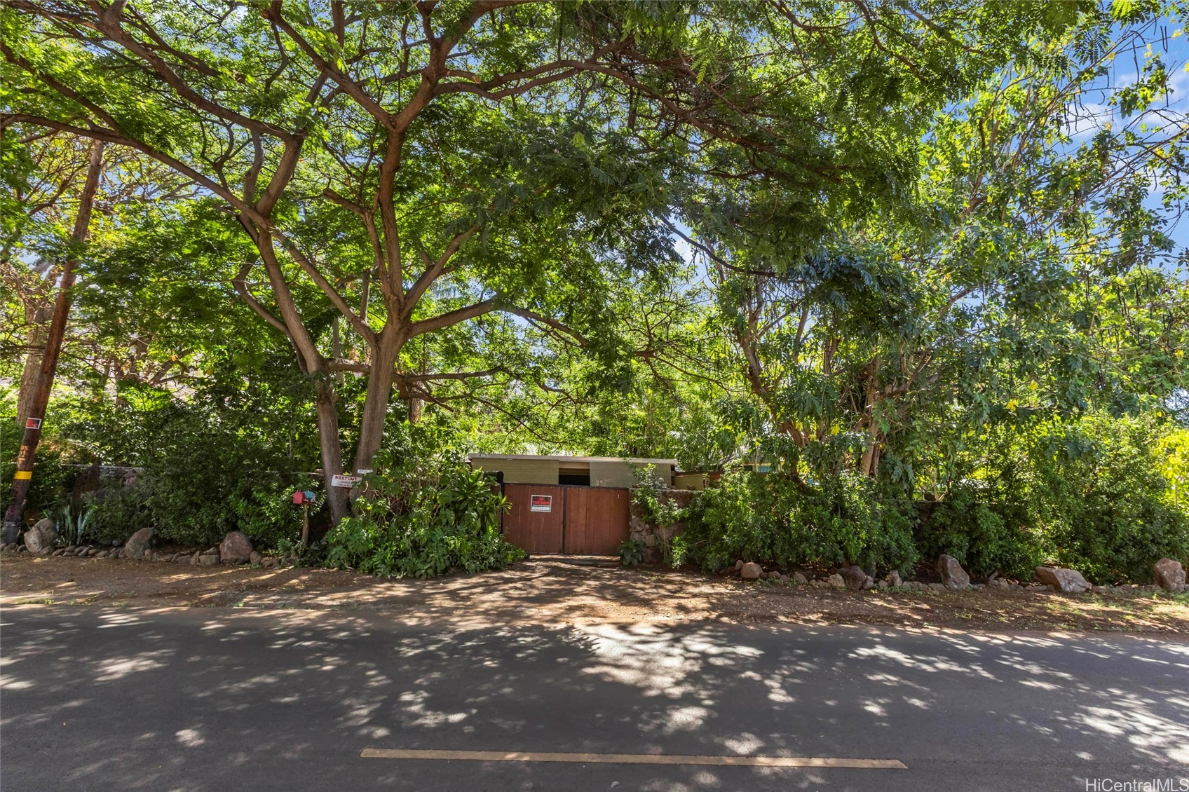 84-425 Makaha Valley Road