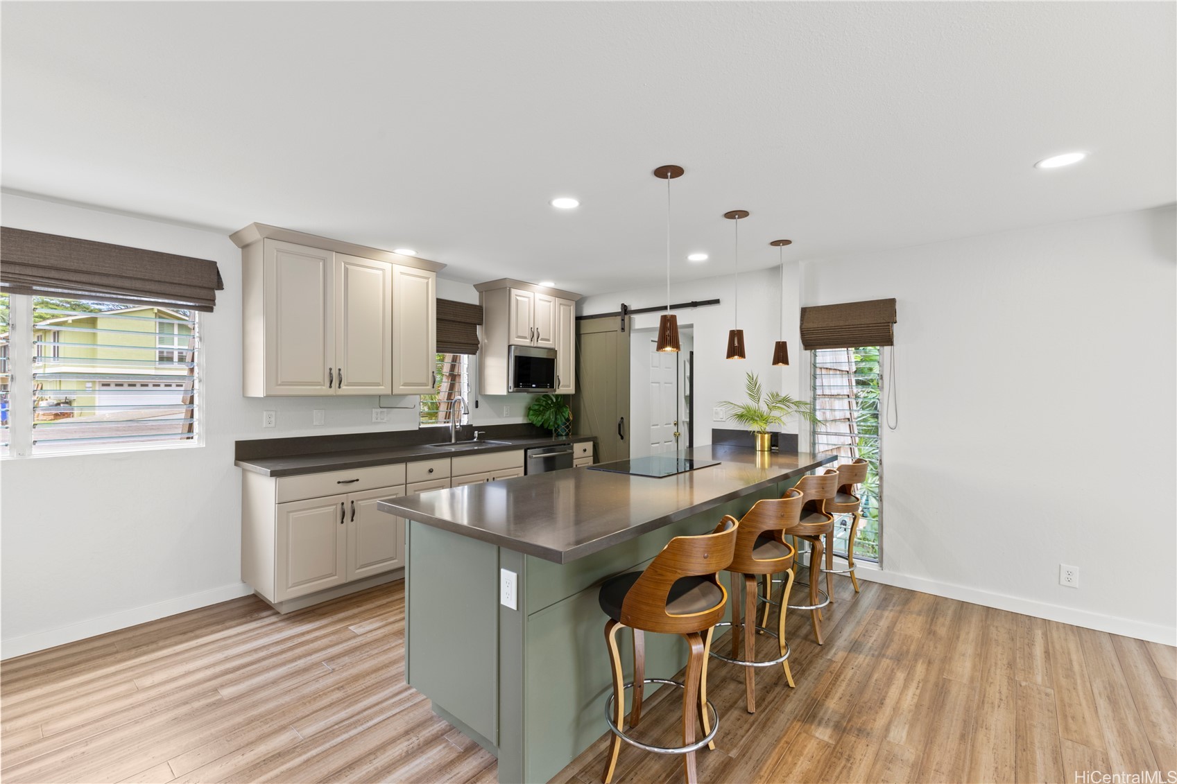 1234 Lola Place