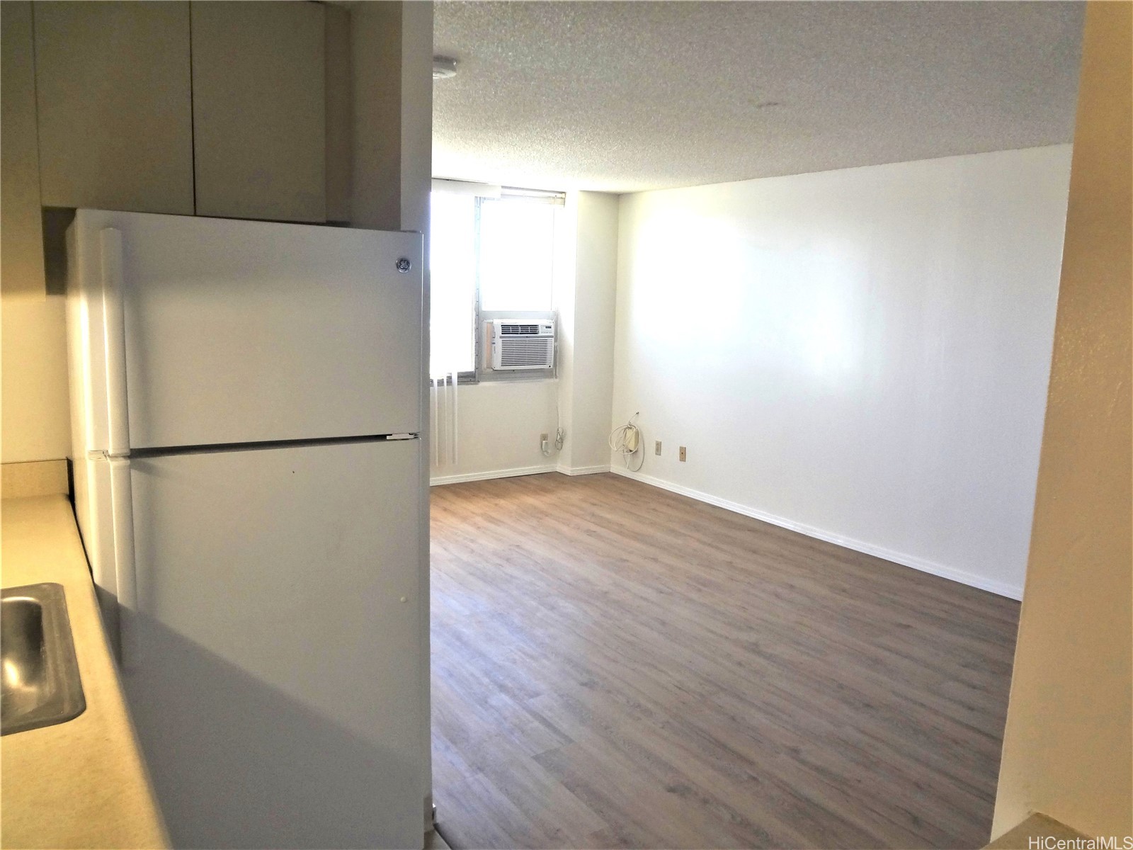 1060 Kamehameha Highway 405B