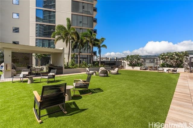 Sky Ala Moana West Residential Lease